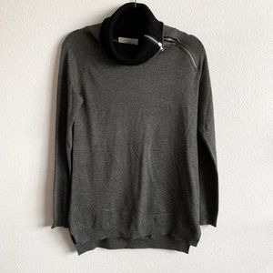 NWT Pullover Turtleneck Sweater w/Hi-Lo Bottom